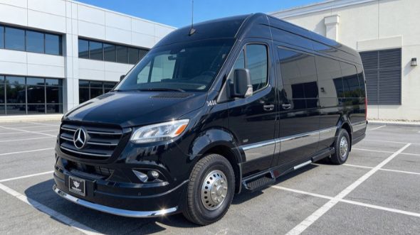 10 passenger sprinter van lakeland